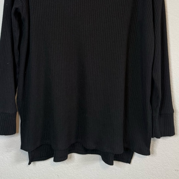 American Eagle Black Long Sleeve Super Soft Ribbed V Neck Shirt Top Size Medium - Picture 3 of 9